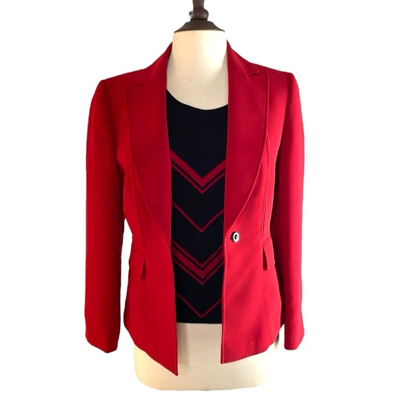 TAHARI ARTHUR S. LEVINE women’s red blazer and tank | size 6P - Picture 1 of 12